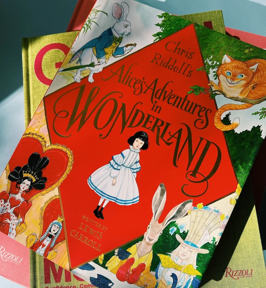 Alice's Adventures In Wonderland Book - Image 3