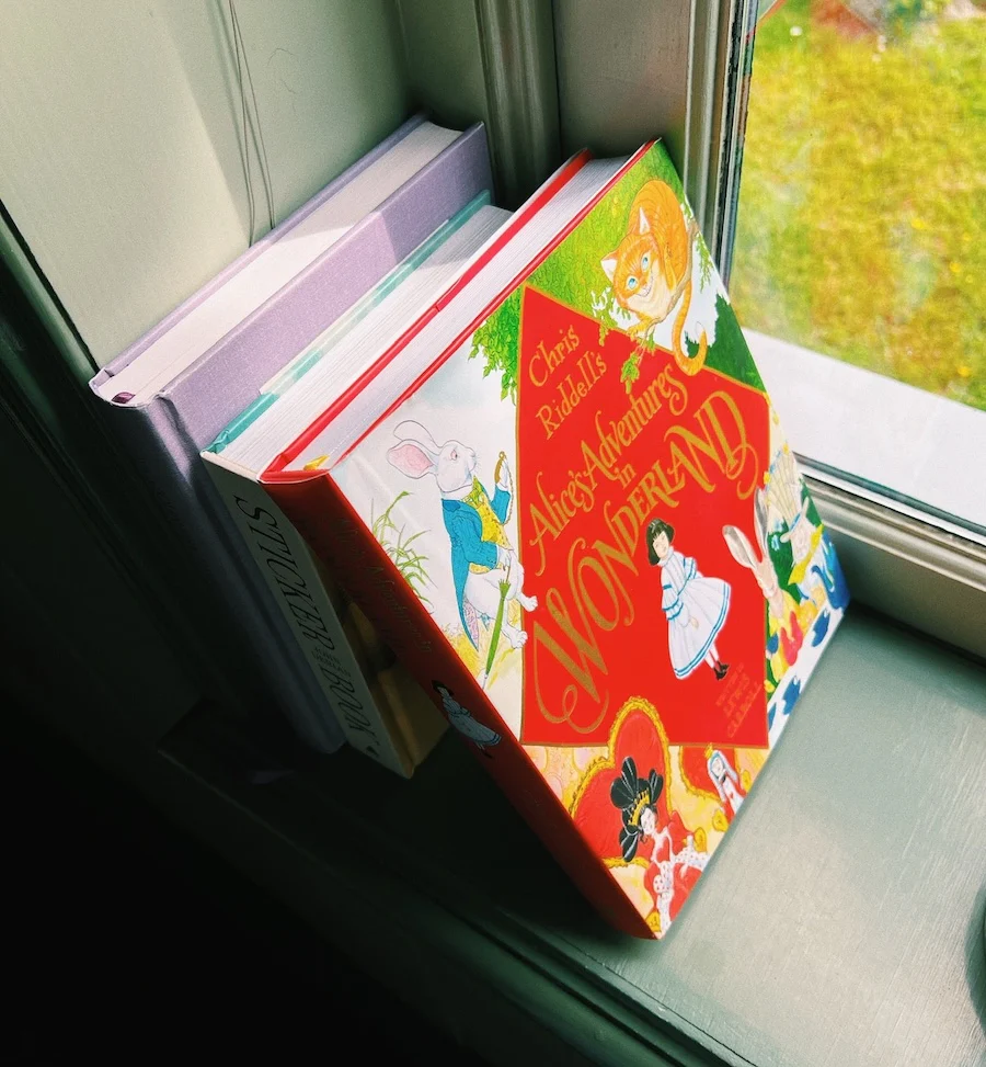 Alice's Adventures In Wonderland Book - Image 4