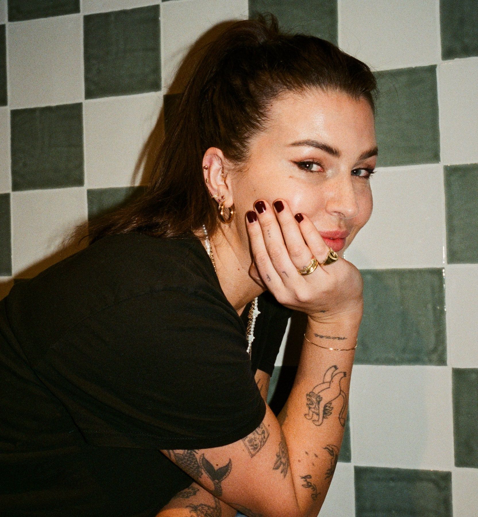 Endless Love Piercing Front 14K - Image 6